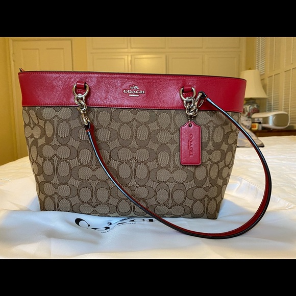 Coach handbag - Picture 1 of 6